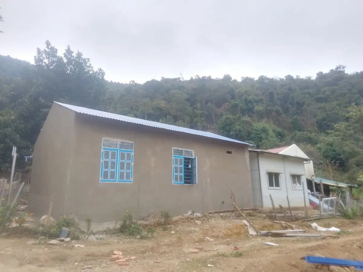 Image 4