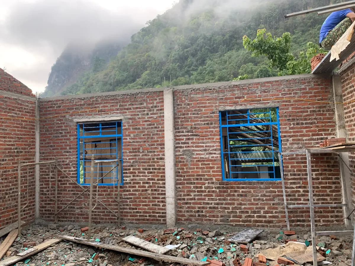 Image 12