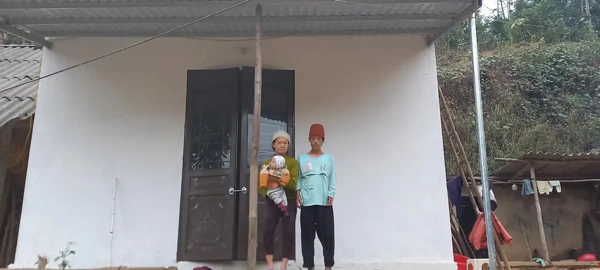 Image 4