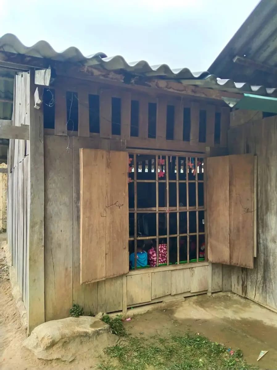 Image 4