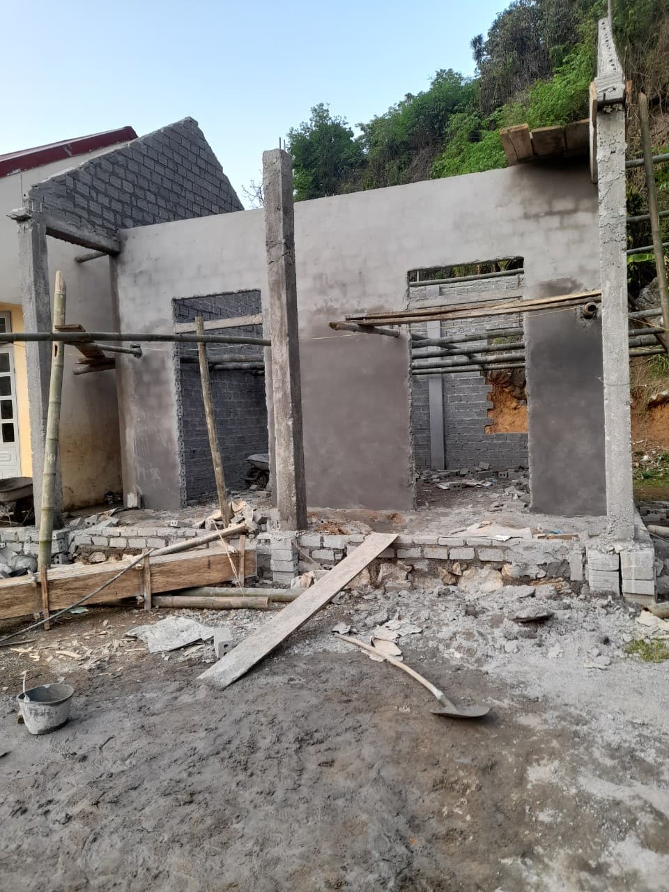 Image 12